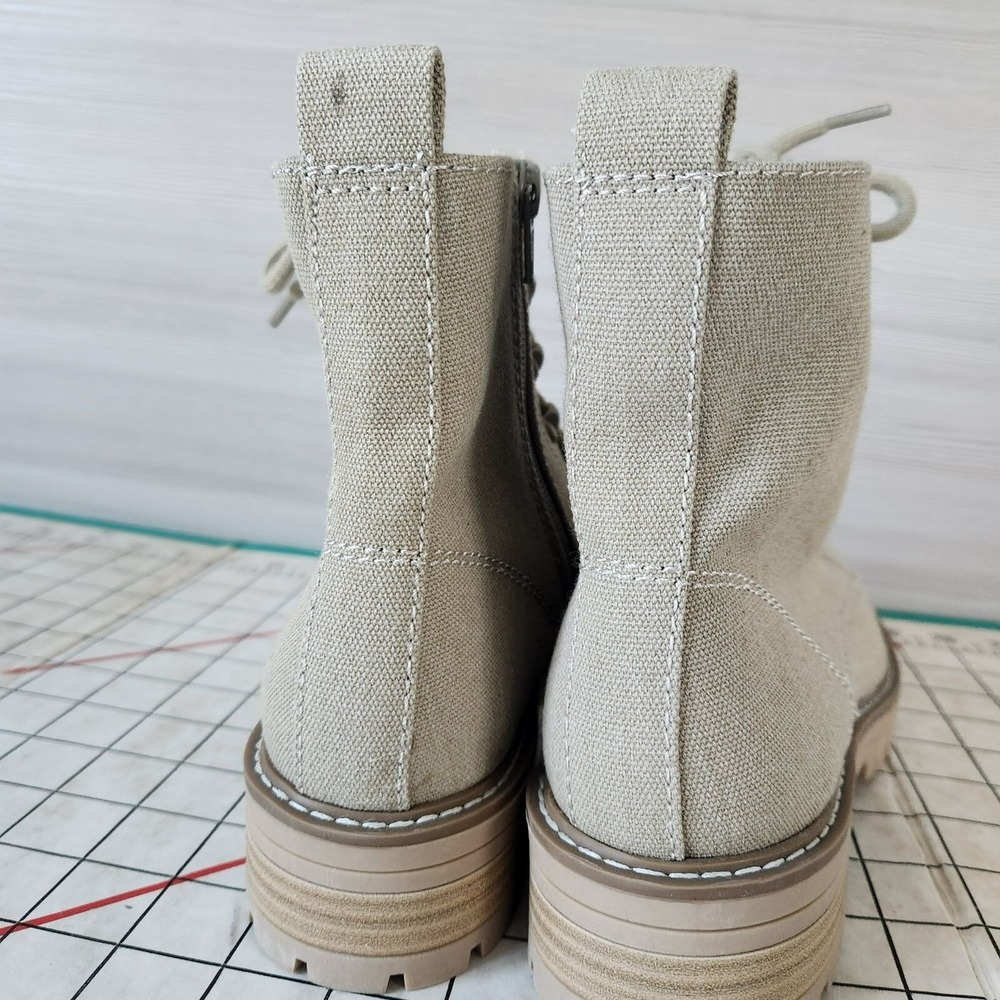 Women's Universal Thread Parker Beige Combat Boots Size 8.5 Lace Up Chunky Heel - Picture 11 of 14